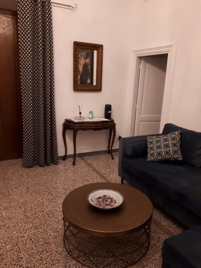 Apartamento La Casa Sotto Il Castello Bracciano  Exterior foto